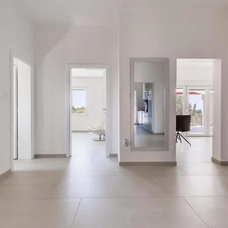 Kotari In Zemunik Gornji - Haus Fuer 10-12 Personen Villa *